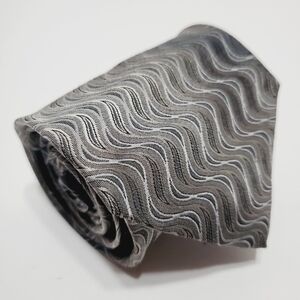 Pavone Silver Geometric Men's Silk Neck Tie Made in Italy 56x4"